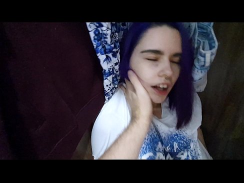❤️ Ketemu adhine ing lemari lan mbantu dheweke cum ❤️ Super porn ing jv.passenger33.ru ❌️